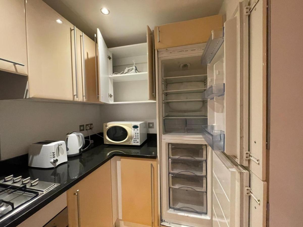 Beautiful & Luxurious Apartment In Richmond リッチモンド エクステリア 写真