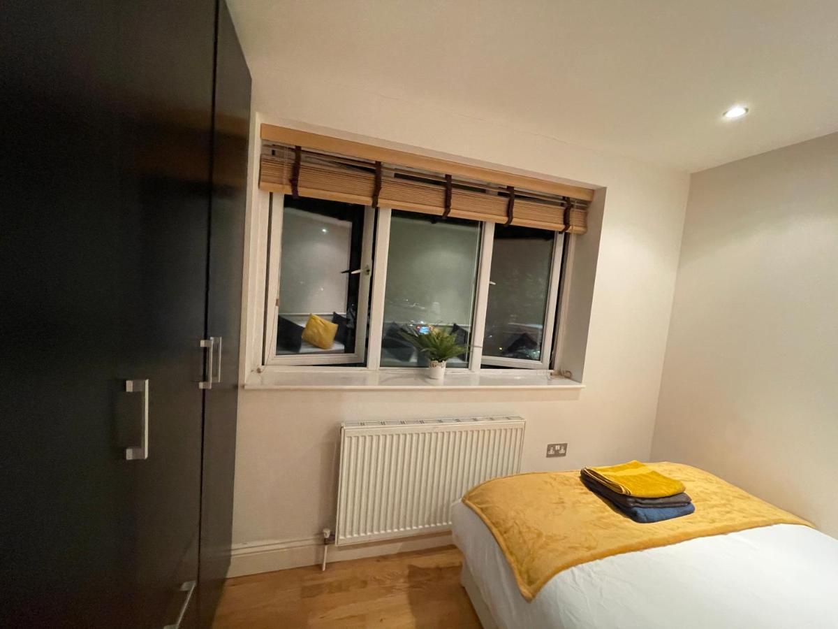 Beautiful & Luxurious Apartment In Richmond リッチモンド エクステリア 写真